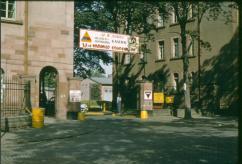 Hessen-Homburg-Kaserne, Portal, 1959, von der US Army belegt