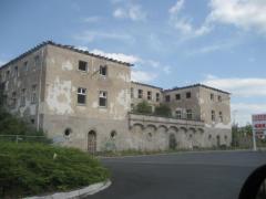 Die alte Artilleriekaserne in Aschaffenburg, Wrzburger Strae 180, erbaut 1938. Sitz der I. Abteilung der A.R. 15 [Quelle: GI Gee]