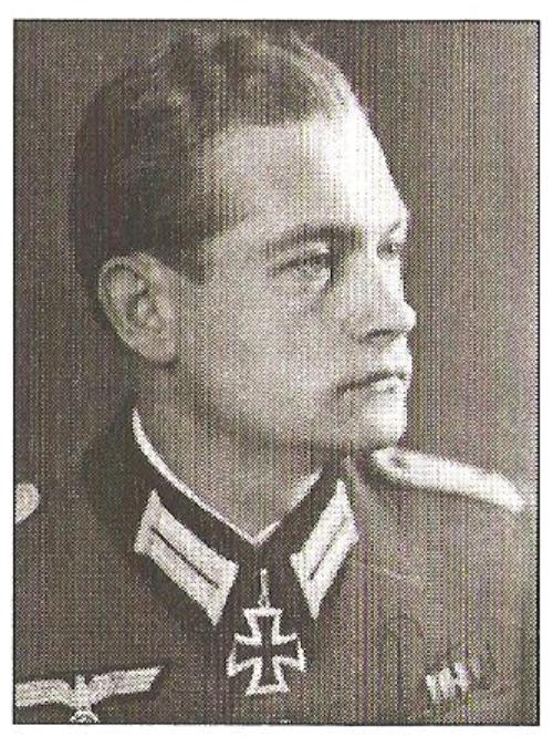 ... Ritterkreuzträger Anton Ritter, 1944 Leutnant und Kompaniechef der 3.